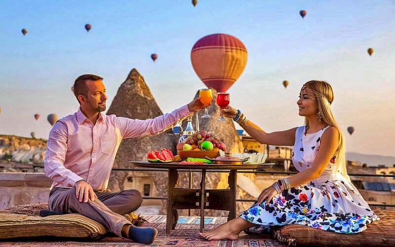 Khám phá Thổ Nhĩ Kỳ, trải nghiệm điểm đến du lịch đám cưới Cappadocia - Ảnh 6.