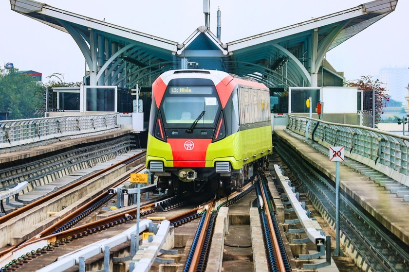 Đề xuất vận hành thương mại đoạn trên cao của metro Nhổn - Ga Hà Nội vào ngày 9/8- Ảnh 1.