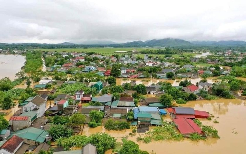 Xử phạt người đăng tin sai sự thật về đứt dây điện do bão làm 2 người không qua khỏi - Ảnh 2.