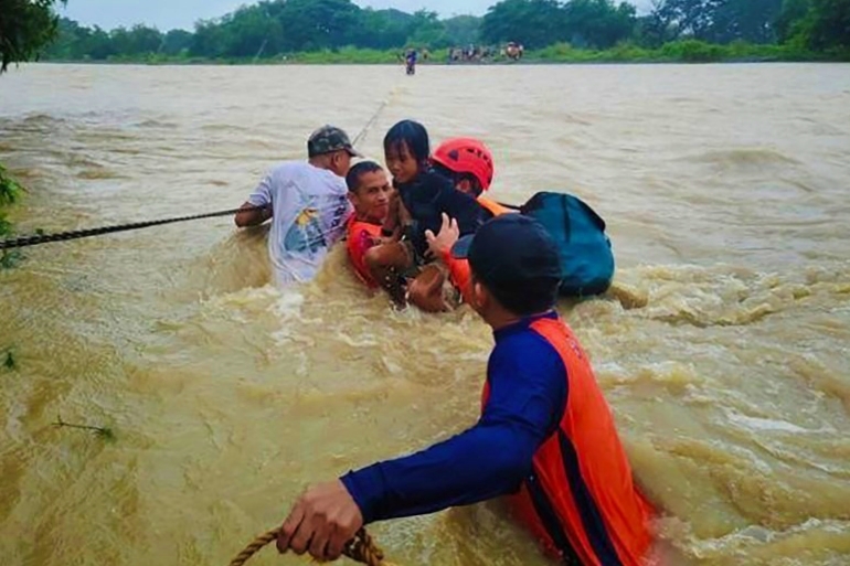 Loạt "siêu bão" làm gián đoạn du lịch tại châu Á, Trung Âu và Đông Âu - Ảnh 6.