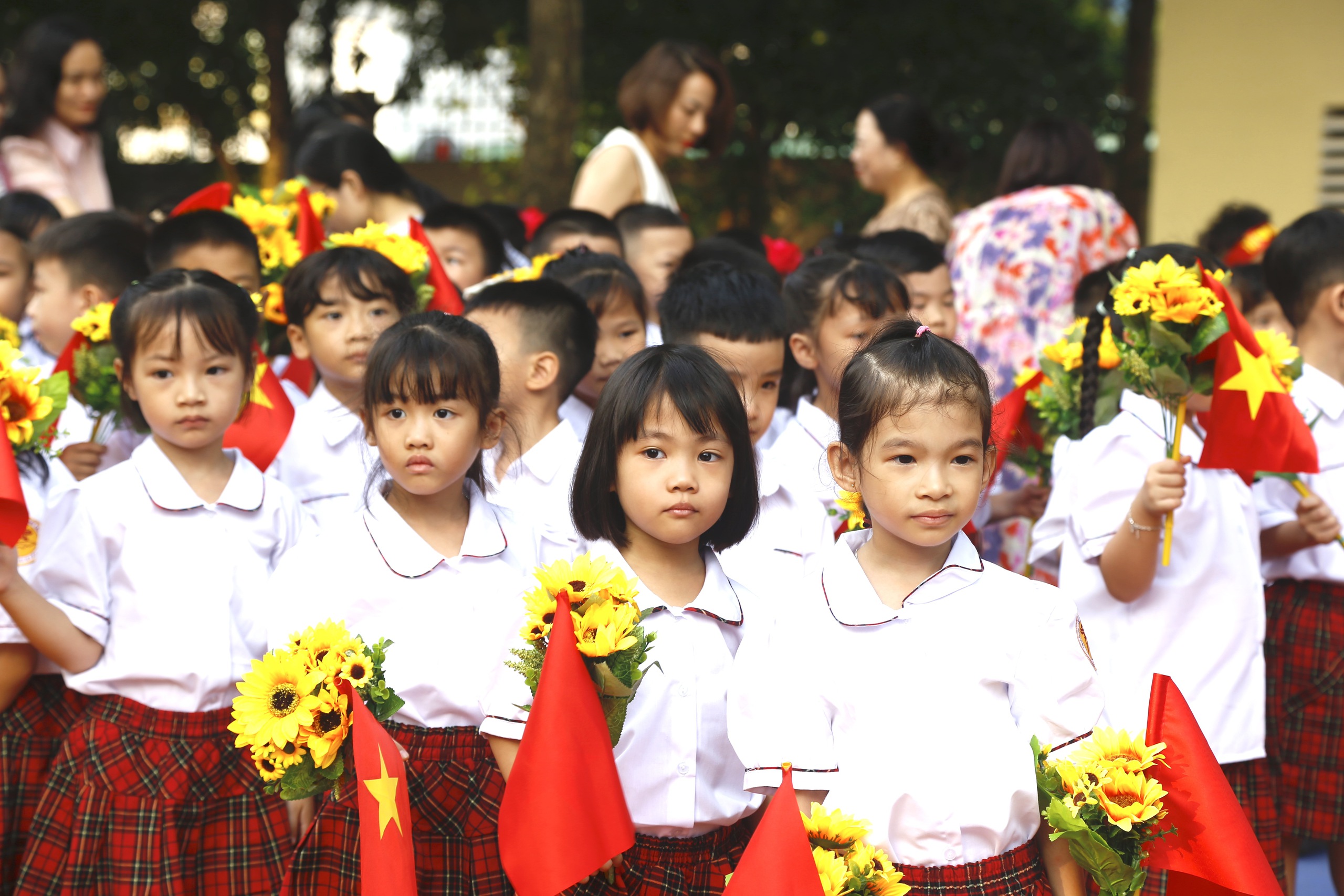 Hơn 23 triệu học sinh đón khai giảng năm học mới- Ảnh 8.