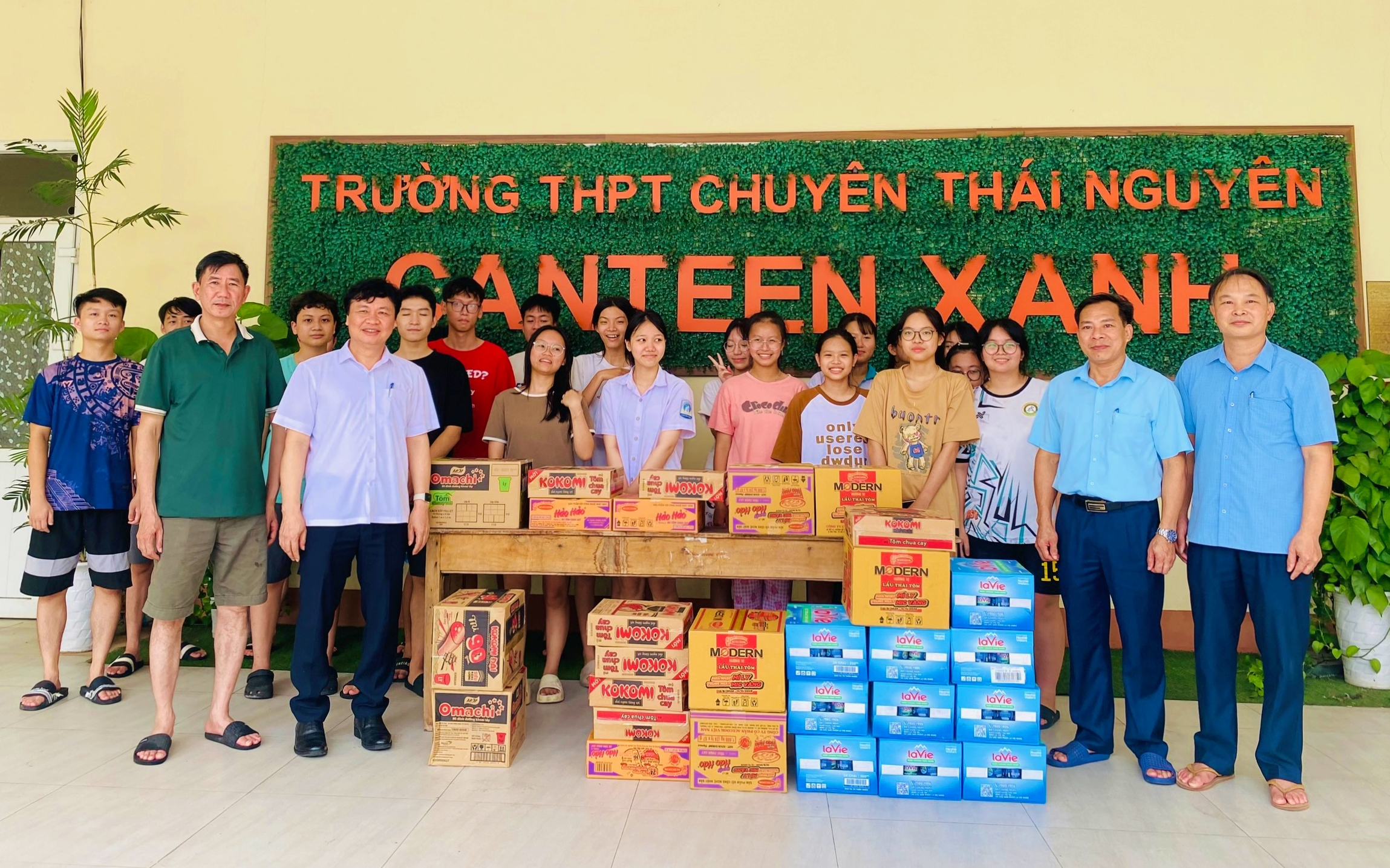 Thực hiện công lệnh của Chính phủ tuyệt đối không để người dân bị đói rét trong lich truyen hinh truc tiep bong da lũ - Ảnh 2.