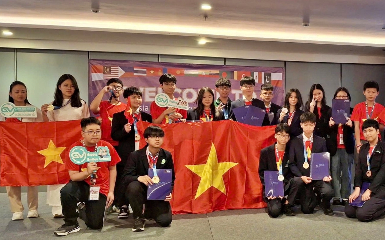 4/4 học sinh Việt Nam giành huy chương Olympic Hóa học Quốc tế Mendeleev lần thứ 59 - Ảnh 2.