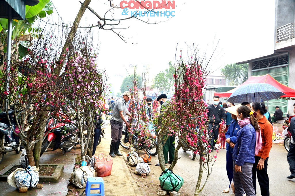 Chợ phiên vùng cao Lào Cai ngày giáp Tết - Ảnh 16.