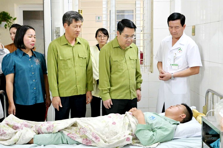 Lào Cai: Sáng lên những việc làm vì dân, những tấm lòng nhân ái trong bão lũ - Ảnh 19.