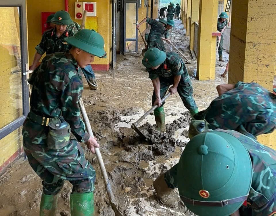 Lào Cai: Sáng lên những việc làm vì dân, những tấm lòng nhân ái trong bão lũ - Ảnh 10.