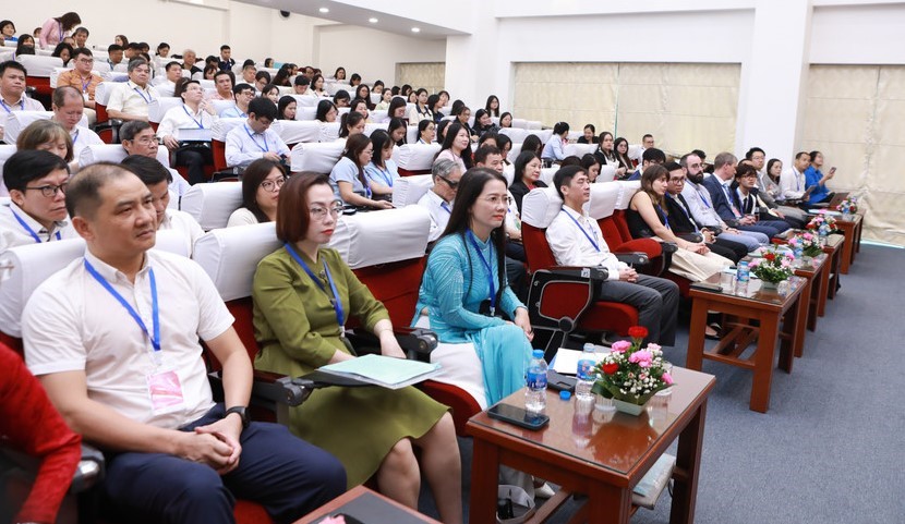 Từ tâm lý học, giáo dục học đến giải pháp sử dụng công nghệ bền vững - Ảnh 3.