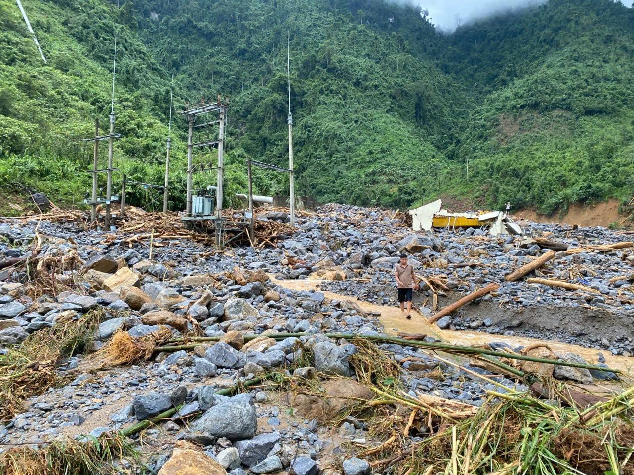 Lào Cai: Sáng lên những việc làm vì dân, những tấm lòng nhân ái trong bão lũ - Ảnh 13.