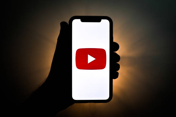TikTok và YouTube Shorts: Cấm nội dung độc hại hay tăng cường kiểm duyệt? - Ảnh 2.