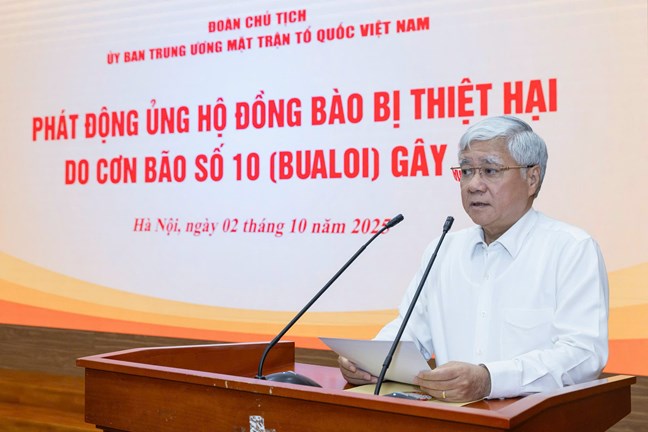 Mặt trận tổ quốc Việt Nam phát động ủng hộ đồng bào bị thiệt hại do cơn bão số 10 - Ảnh 2.