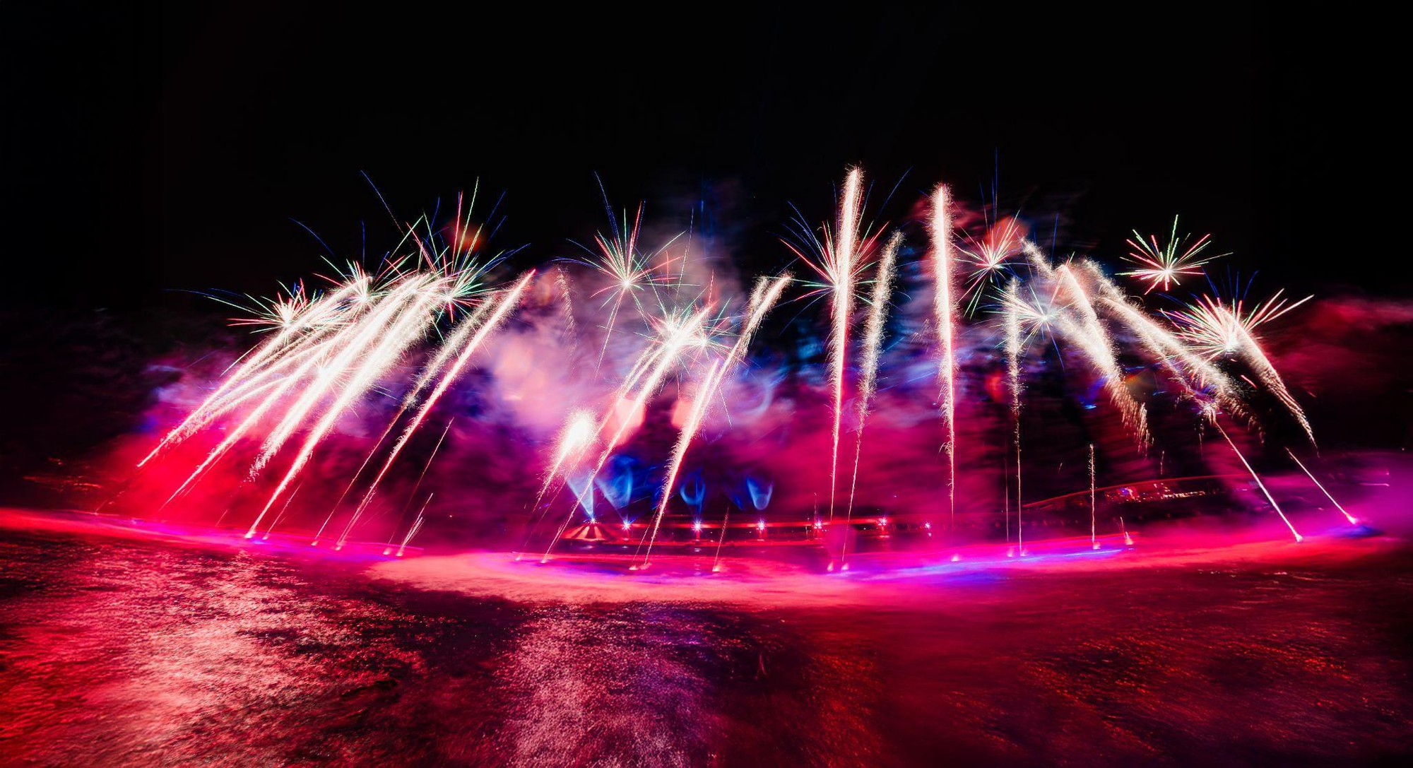 Nhà sản xuất nước Úc mang đến phiên bản show tốt nhất thế giới tại Phú Quốc- Ảnh 1. Nhà sản xuất nước Úc mang đến phiên bản show tốt nhất thế giới tại Phú Quốc- Ảnh 1.