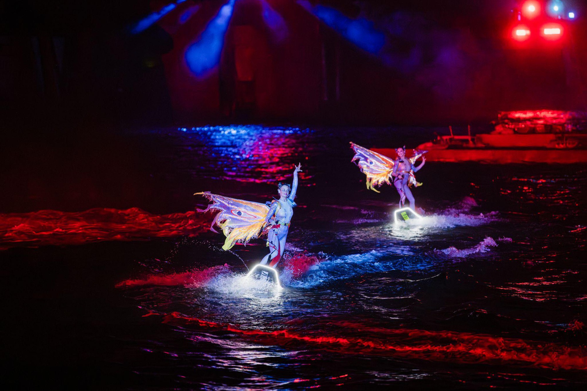 Nhà sản xuất nước Úc mang đến phiên bản show tốt nhất thế giới tại Phú Quốc- Ảnh 4. Nhà sản xuất nước Úc mang đến phiên bản show tốt nhất thế giới tại Phú Quốc- Ảnh 4.