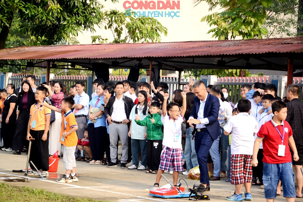 Sôi động Ngày hội STEM – Robotics học sinh phường Cam Đường - Ảnh 13.