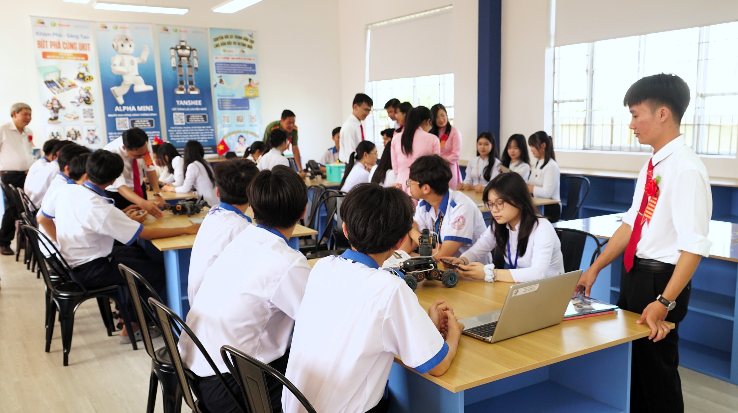 STEM Innovation Petrovietnam: Một cánh cửa mới tiếp tục mở ra - Ảnh 10.