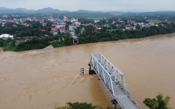 Bộ C&ocirc;ng Thương chỉ đạo ứng ph&oacute; thi&ecirc;n tai: những việc cần l&agrave;m - Ảnh 1.