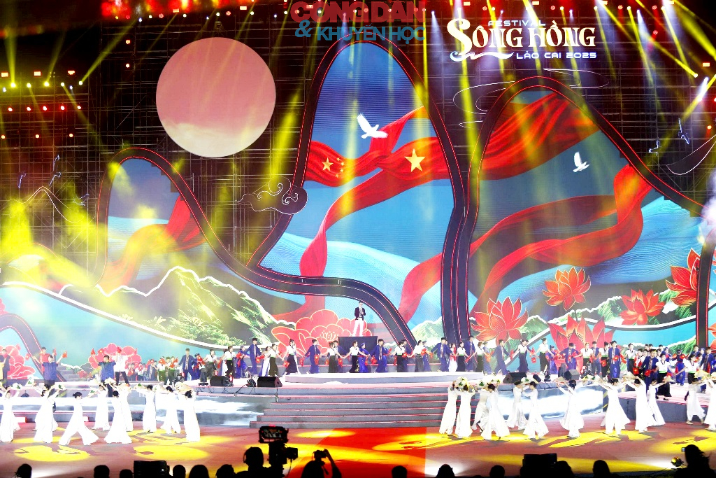Festival sông Hồng - 2025 tôn vinh bản sắc văn hóa, khẳng định vị thế du lịch Lào Cai - Ảnh 11.