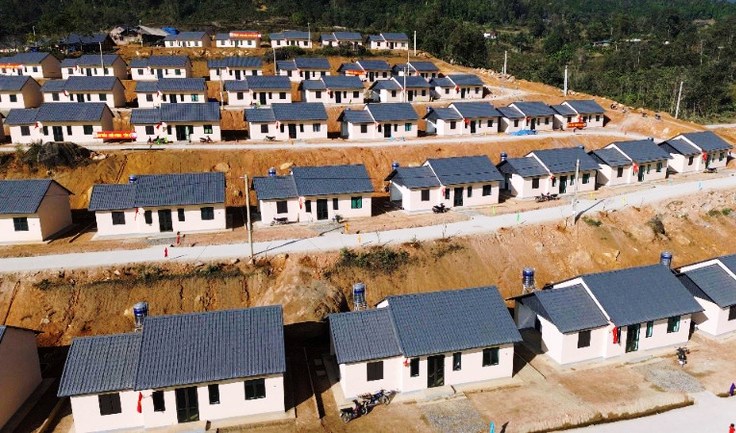 60 hộ dân vùng cao Dền Sáng có nhà ở mới do quân đội xây tặng - Ảnh 1.