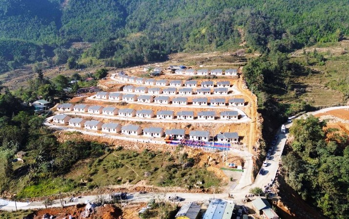 60 hộ dân vùng cao Dền Sáng có nhà ở mới do quân đội xây tặng - Ảnh 3.