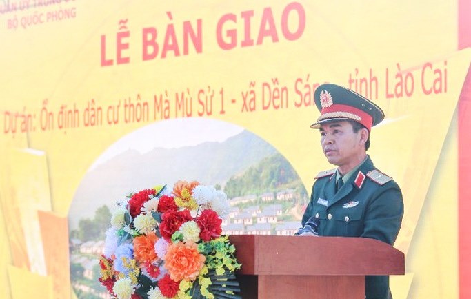 60 hộ dân vùng cao Dền Sáng có nhà ở mới do quân đội xây tặng - Ảnh 2.