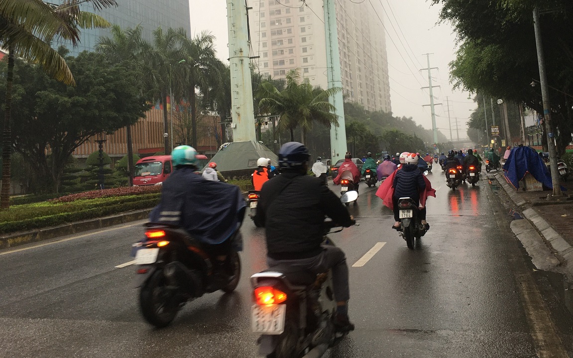 Gió mùa, không khí lạnh bao phủ miền Bắc - Ảnh 1.