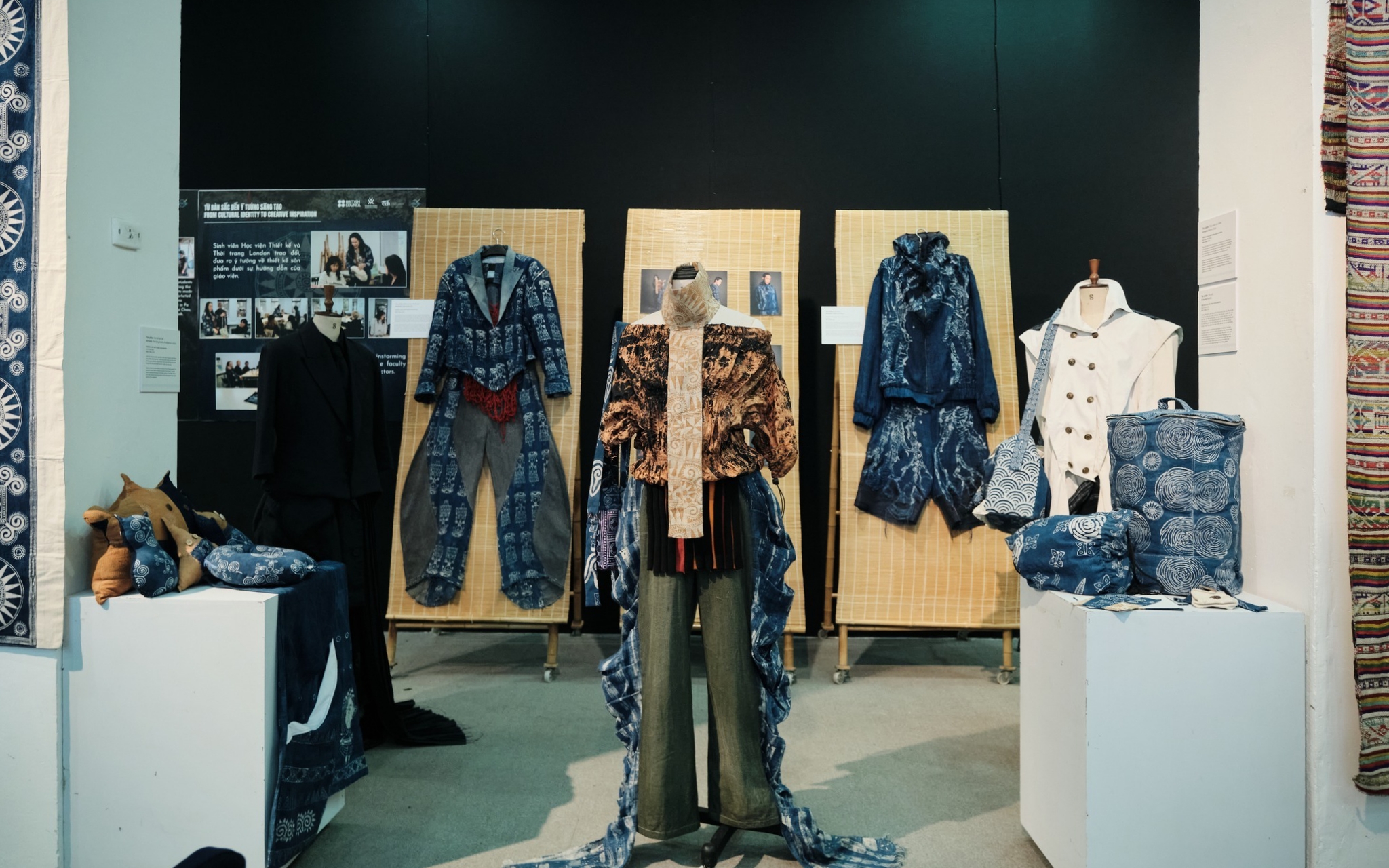 Bộ Giáo dục và Đào tạo đang phối hợp điều tra vụ việc Trường Cao đẳng Thời trang London - Ảnh 1.