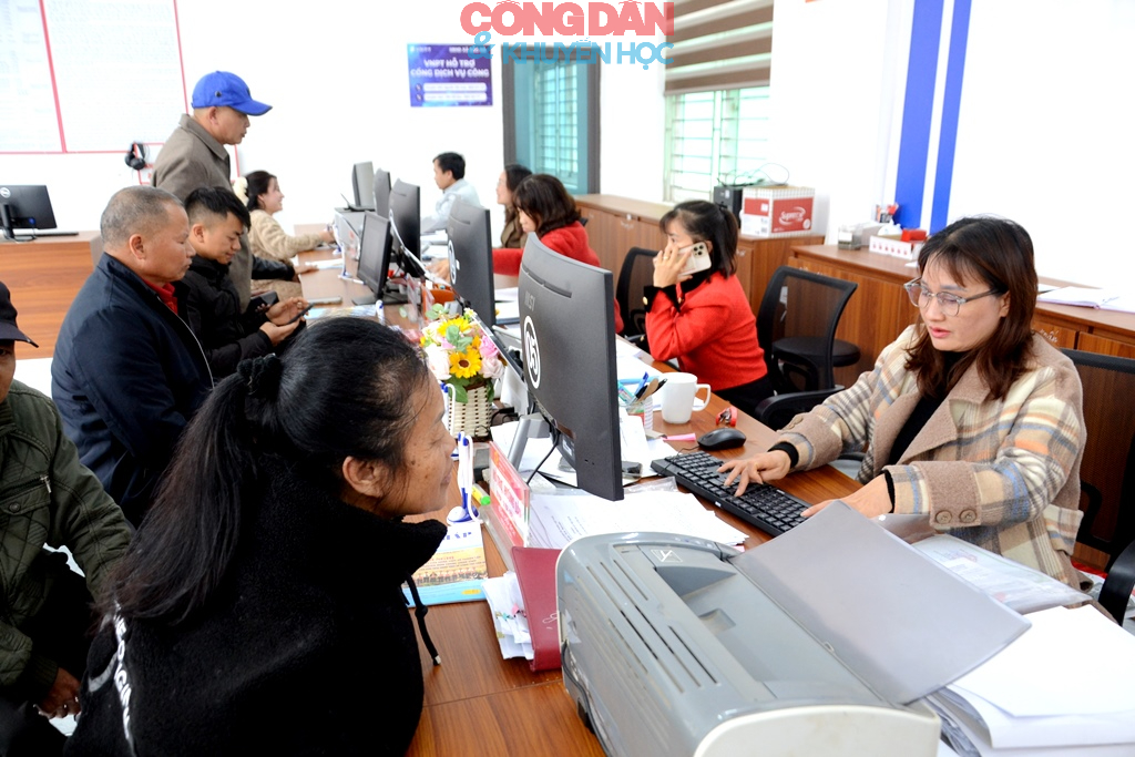 Cán bộ gần dân, sát công việc ở xã vùng cao Bắc Hà - Ảnh 5.