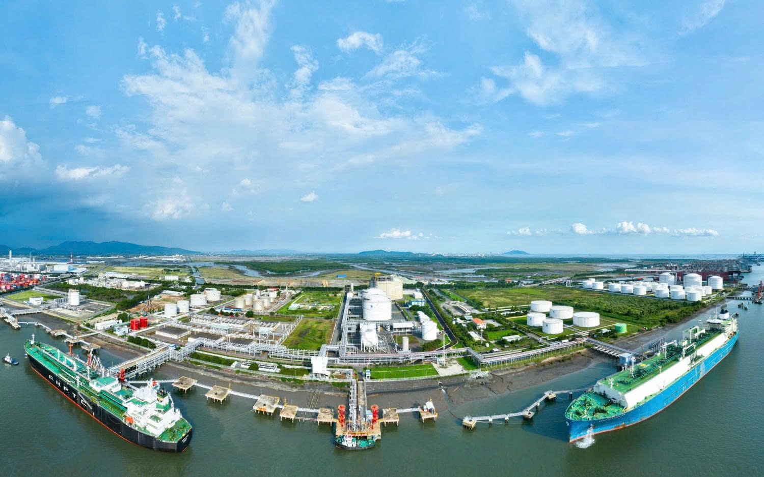 Chủ tịch HĐTV, Tổng Gi&aacute;m đốc Petrovietnam L&ecirc; Ngọc Sơn: Petrovietnam sẽ giữ vững tinh thần chiến binh - Ảnh 1.