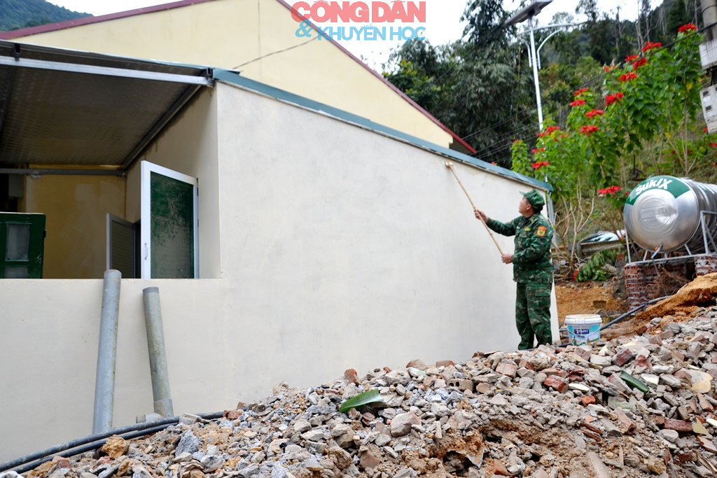 Tặng chăn ấm cho học sinh v&ugrave;ng cao Tả Gia Kh&acirc;u - Ảnh 6.