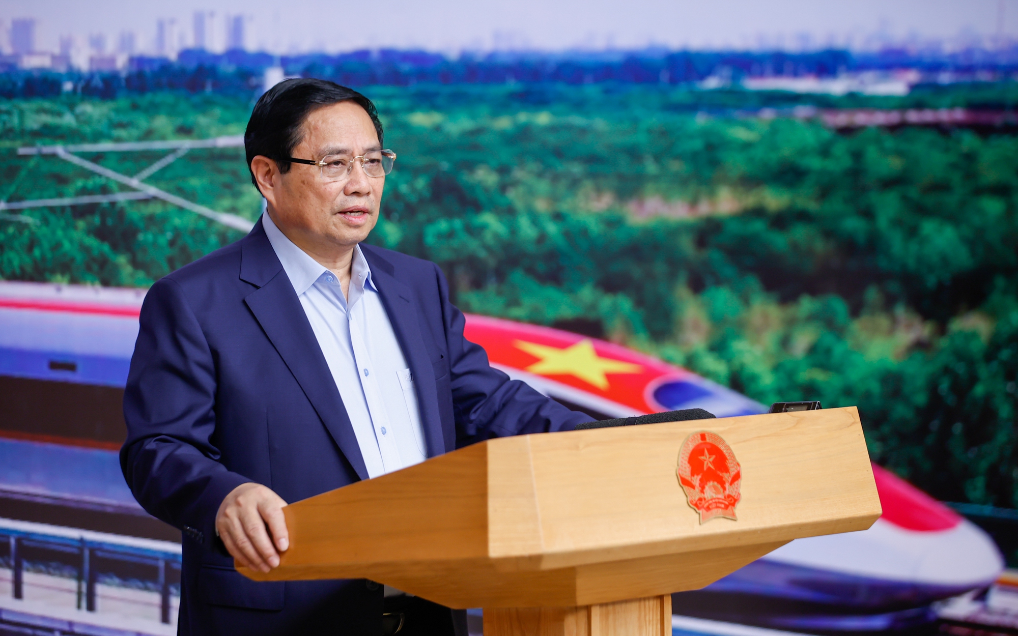 Đẩy nhanh tiến độ dự án tuyến đường sắt Lào Cai - Hà Nội - Hải Phòng - Ảnh 1.