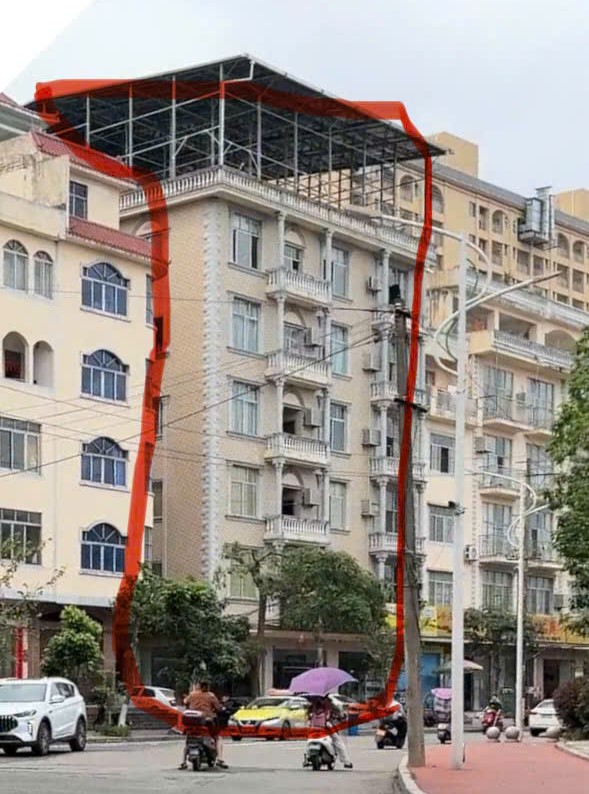 Quảng Ninh: Xóa sổ đường dây dùng hình thức cá cược "Cắt đá tìm ngọc" chiếm đoạt hàng trăm tỉ đồng- Ảnh 5. Quảng Ninh: Xóa sổ đường dây dùng hình thức cá cược "Cắt đá tìm ngọc" chiếm đoạt hàng trăm tỉ đồng- Ảnh 5.
