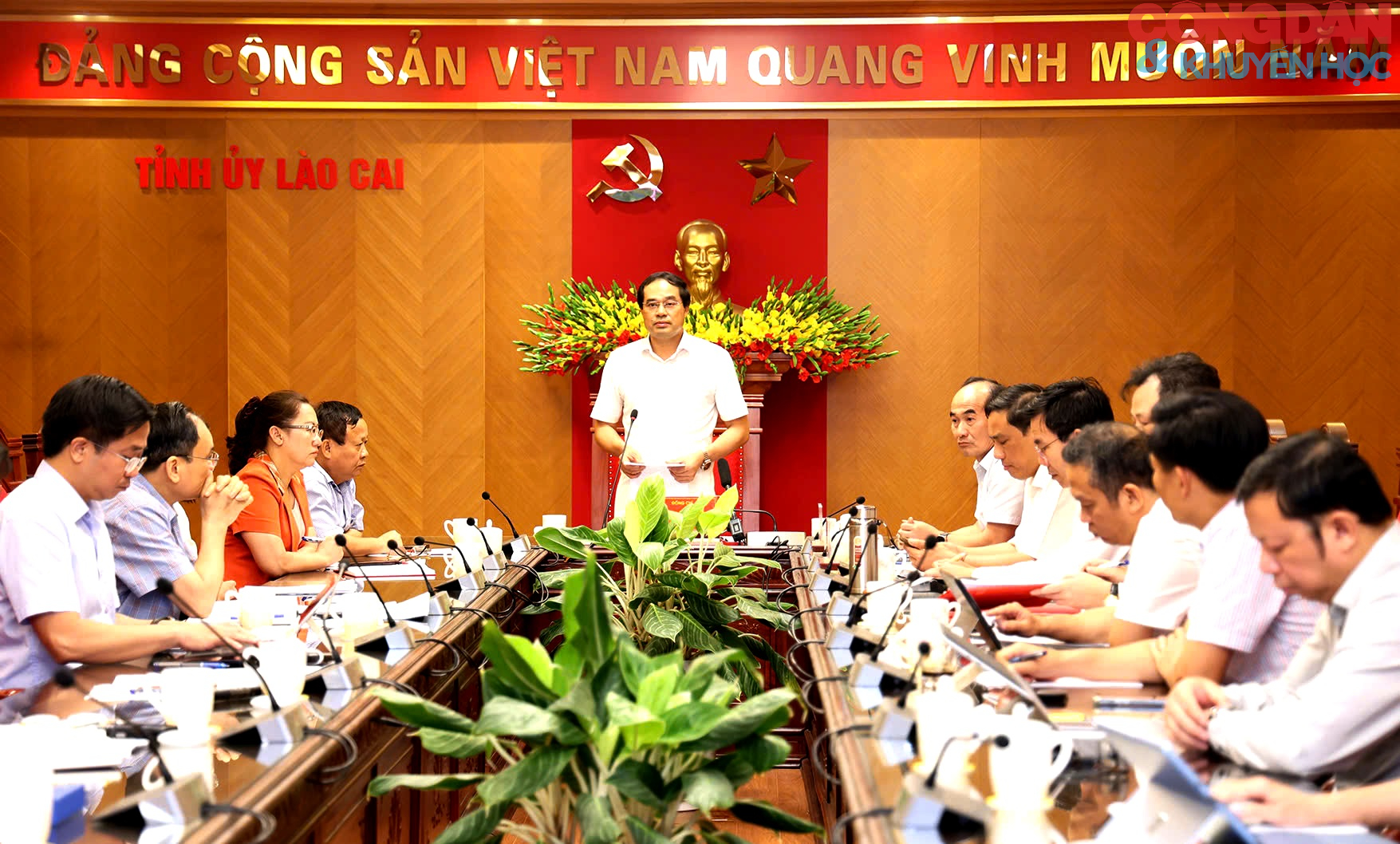 Lào Cai phát động đợt thi đua 90 ngày đêm giải phóng mặt bằng tuyến đường sắt Lào Cai - Hà Nội - Hải Phòng - Ảnh 1.