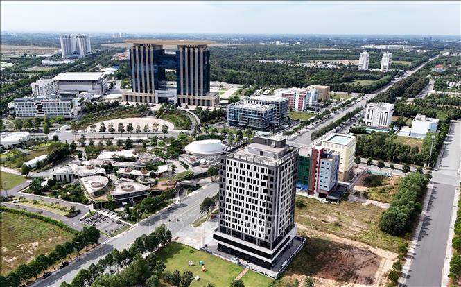 Thủ tướng chỉ đạo xử lý trụ sở, cơ sở vật chất khi thực hiện sắp xếp đơn vị hành chính - Ảnh 1.
