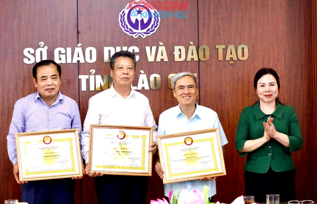 Hội Khuyến học tỉnh Lào Cai triển khai nhiệm vụ những tháng cuối năm 2025 - Ảnh 7.