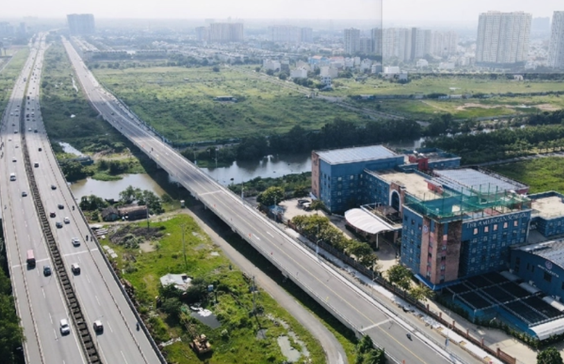 Cấm xe máy vào đường dẫn cao tốc Thành phố Hồ Chí Minh - Long Thành - Dầu Giây - Ảnh 1.
