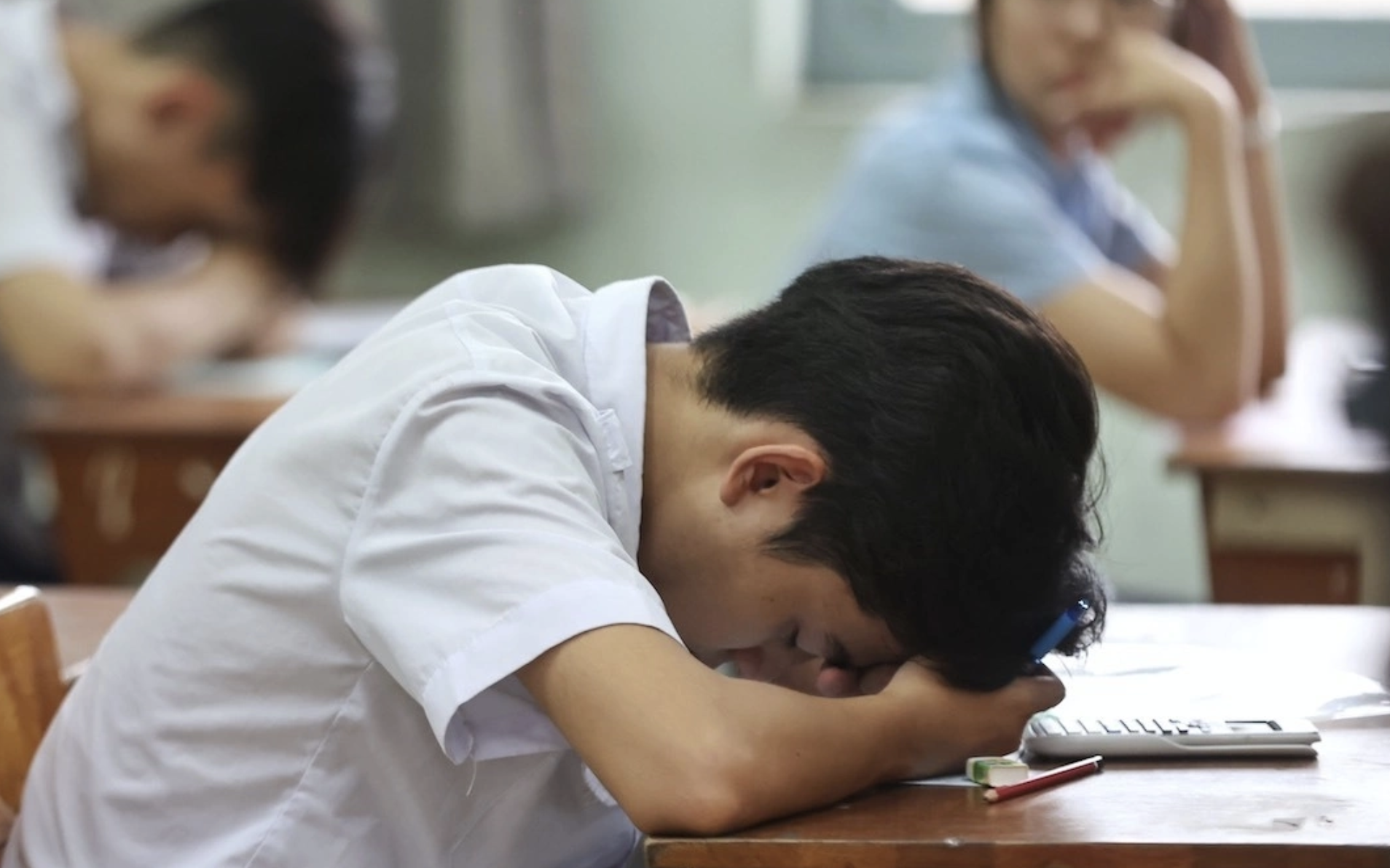 Công an cảnh báo "bẫy" lừa đảo qua mạng trong mùa thi tốt nghiệp trung học phổ thông - Ảnh 3.