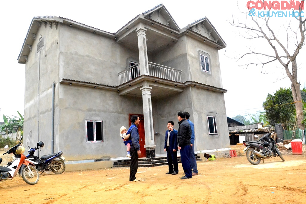 Lào Cai về đích trước 60 ngày trong thực hiện xóa nhà tạm, dột nát ở địa phương - Ảnh 4.