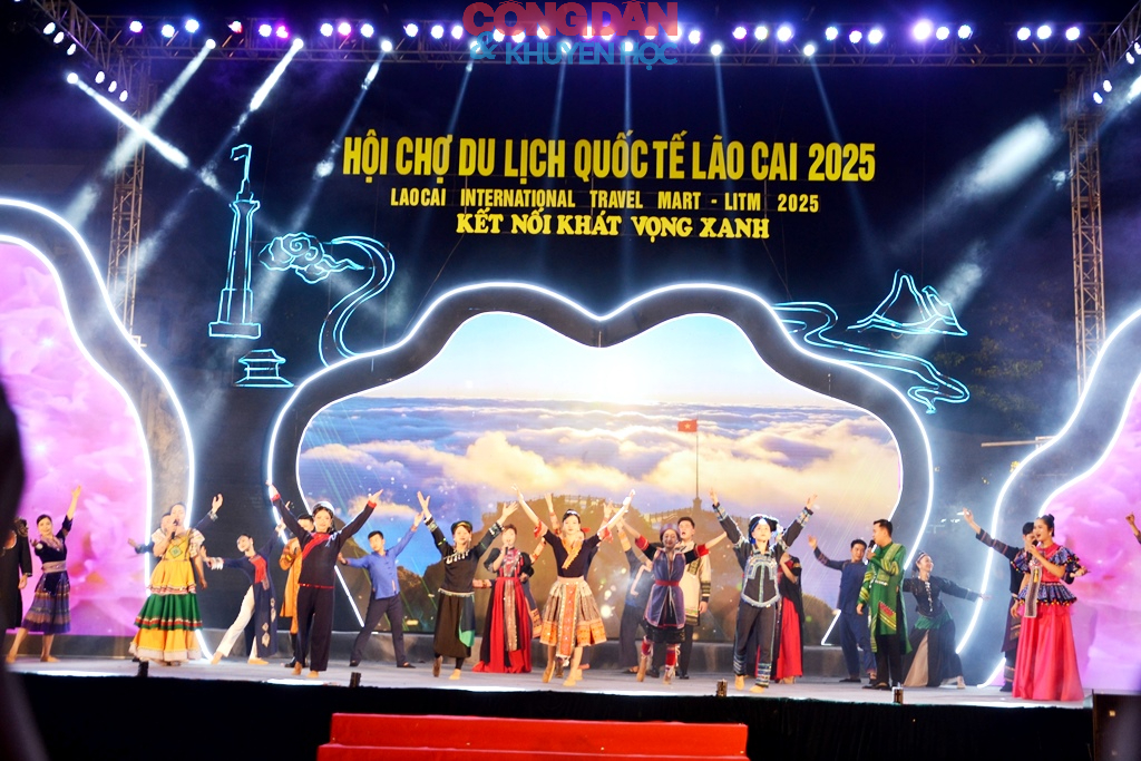 Khai mạc Hội chợ du lịch quốc tế Lào Cai thu hút 10 quốc gia và vùng lãnh thổ, với hơn 130 gian hàng - Ảnh 21.