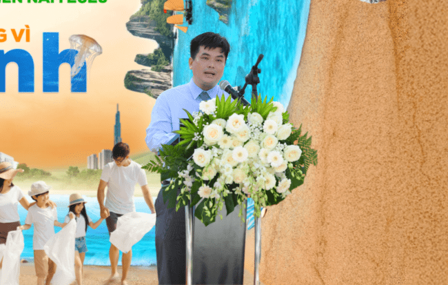 Gần 10.000 người Vingroup và tình nguyện viên ra quân làm sạch bờ biển tại 28 tỉnh, thành phố- Ảnh 2.