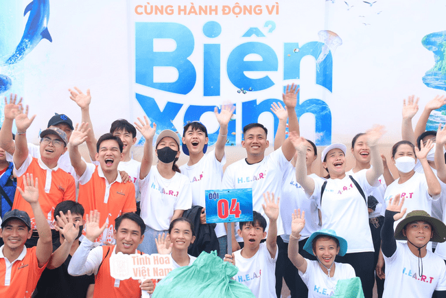 Gần 10.000 người Vingroup và tình nguyện viên ra quân làm sạch bờ biển tại 28 tỉnh, thành phố- Ảnh 13.