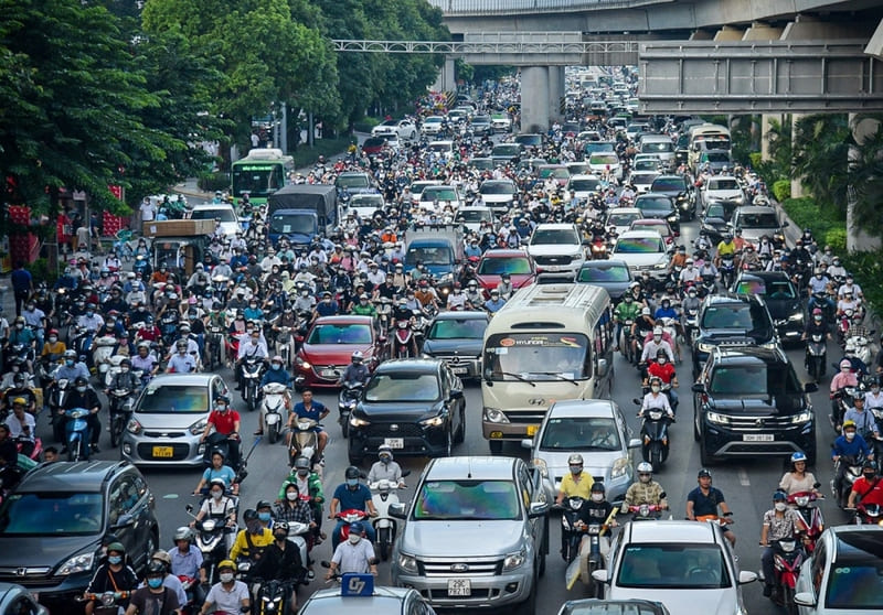 H&agrave; Nội cấm xe xăng, đề xuất phạt nguội phương tiện vi phạm- Ảnh 1.