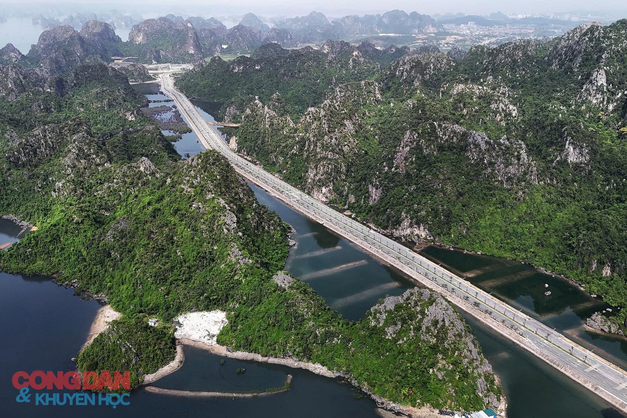 Toàn cảnh tuyến đường bao biển đẹp như mơ ở Quảng Ninh - Ảnh 10.