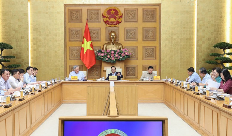 Chính phủ sẽ họp hàng tuần về sắp xếp tổ chức bộ máy, vận hành chính quyền địa phương 2 cấp - Ảnh 1.