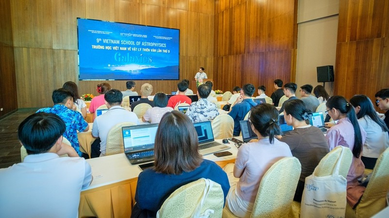 Khai mạc Trường học Vật lý Thiên văn Việt Nam lần thứ 9 với chủ đề nóng bỏng và giàu tiềm năng nhất - Ảnh 1.