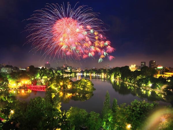 3.600 quả pháo hoa sẽ rực rỡ bầu trời Hà Nội mừng 80 năm Quốc khánh 2/9 - Ảnh 1.