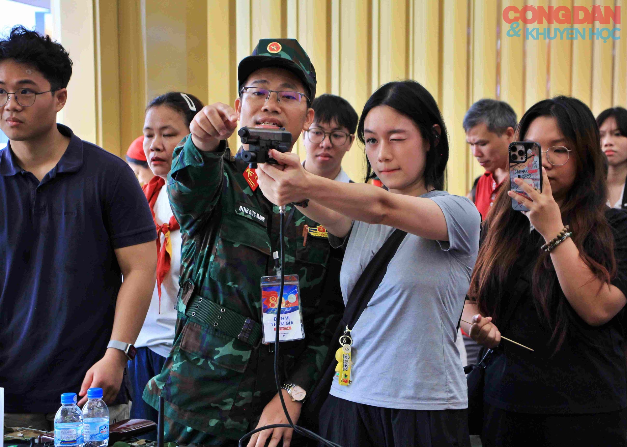 "Soi lịch sử" bằng lăng kính khoa học - công nghệ tại Triển lãm Thành tựu đất nước - Ảnh 10.