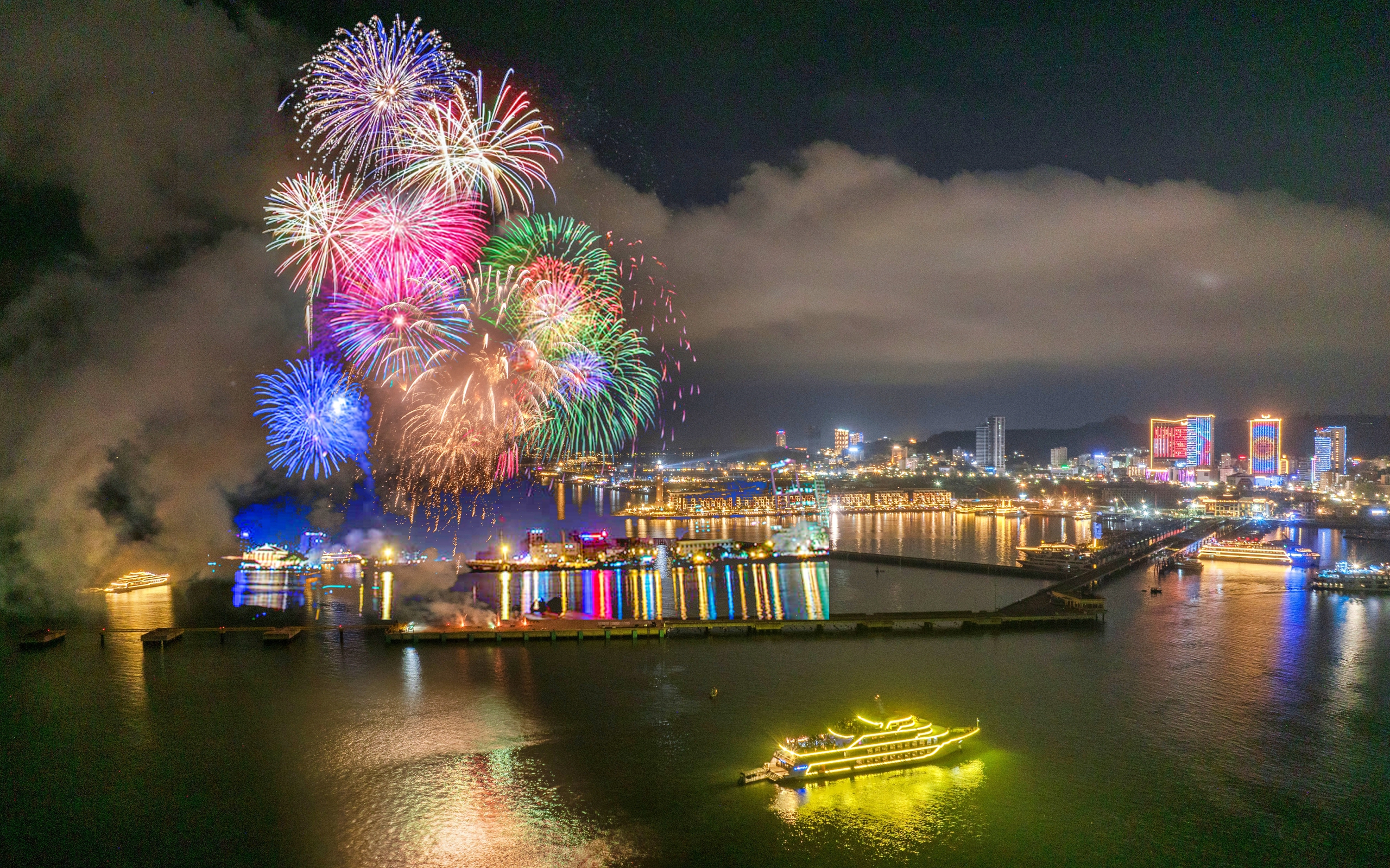 Hạ Long Concert 2025: Sự kiện văn hóa lớn tại Quảng Ninh