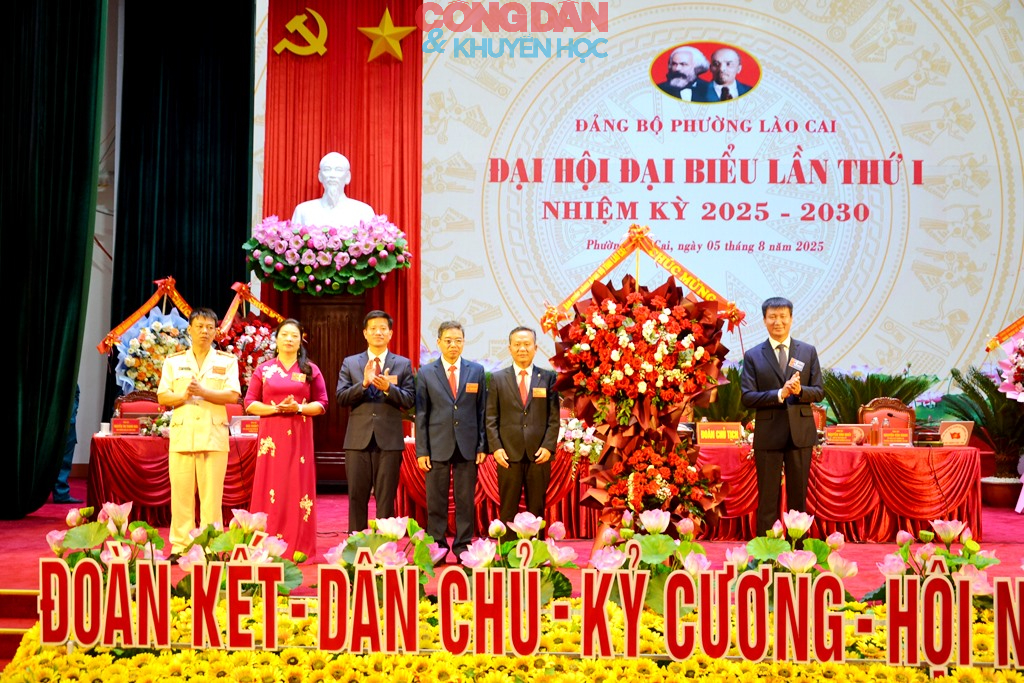 Xây dựng phường Lào Cai thành đầu mối giao thông đường bộ, đường sắt và cửa ngõ giao thương quốc tế - Ảnh 8.