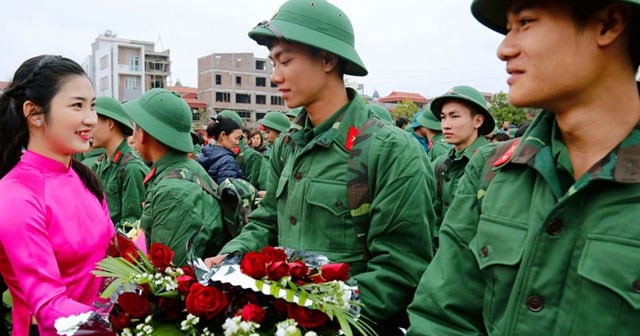 Công dân nam không đăng ký nghĩa vụ quân sự lần đầu có thể bị phạt đến 10 triệu đồng - Ảnh 1.