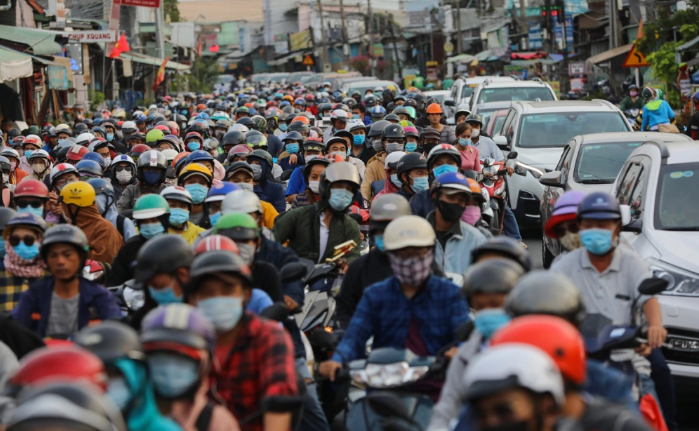 Thành phố Hồ Chí Minh đề xuất lập vành đai hạn chế xe xăng, dầu vào trung tâm từ năm 2026- Ảnh 1.