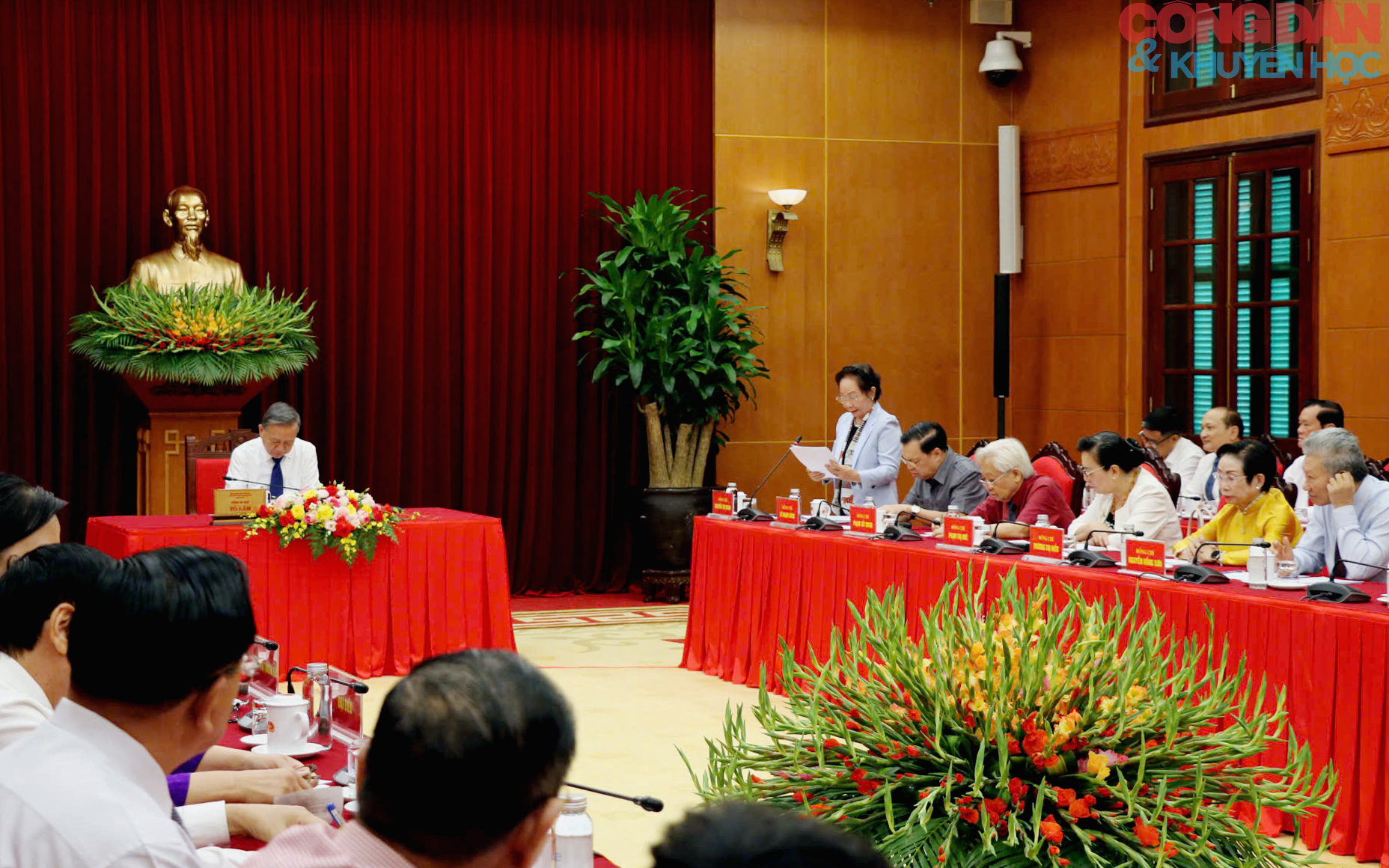 Tổng Bí thư Tô Lâm gặp mặt Ban Thường vụ Trung ương Hội Khuyến học Việt Nam - Ảnh 4.